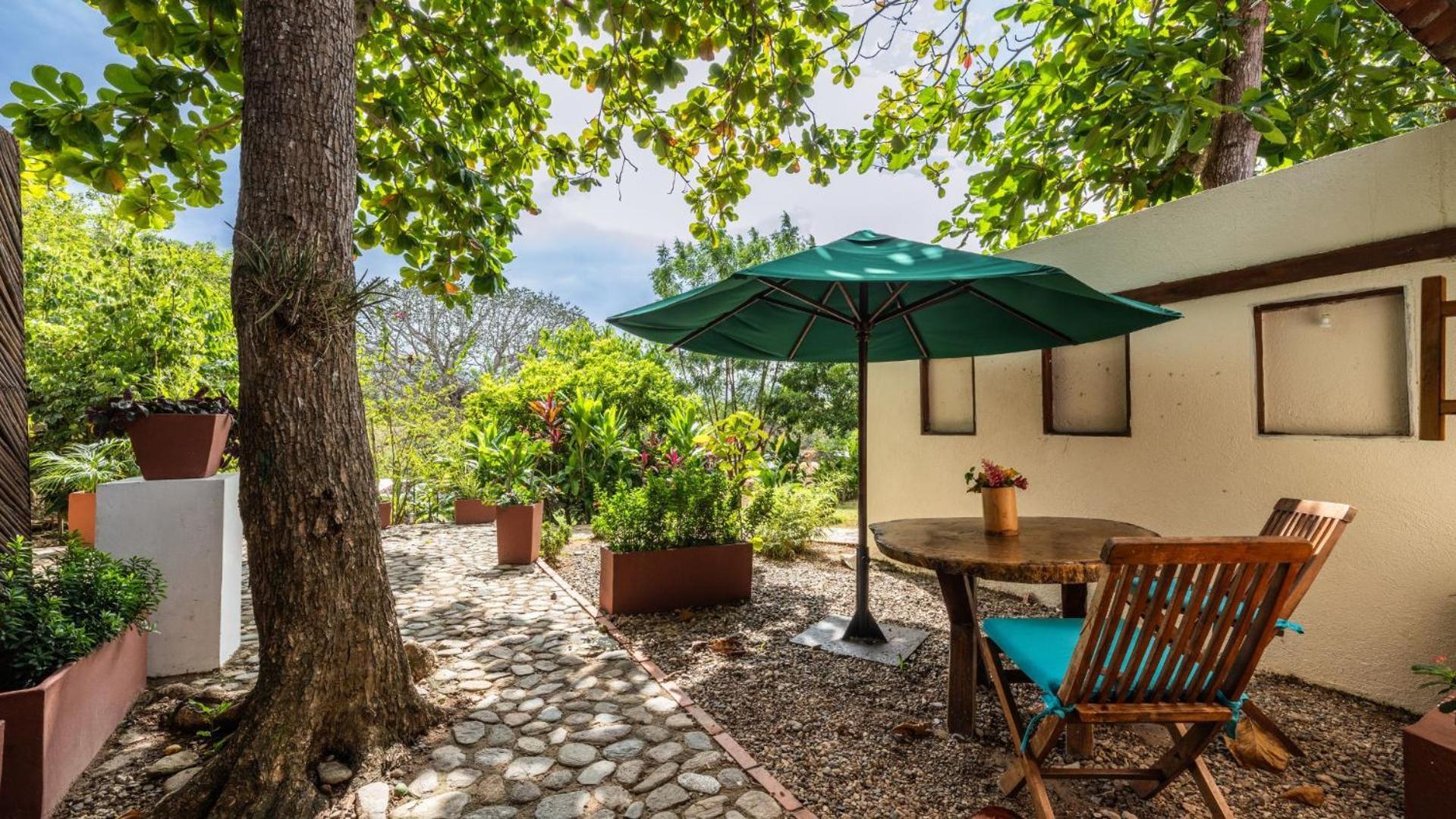 Aite Hotel Palomino Buitenkant foto
